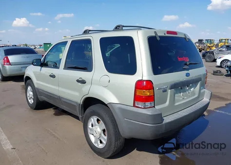 2004 Ford Escape Xlt z USA, uszkodzony, nr VIN 1FMYU93164KB42469